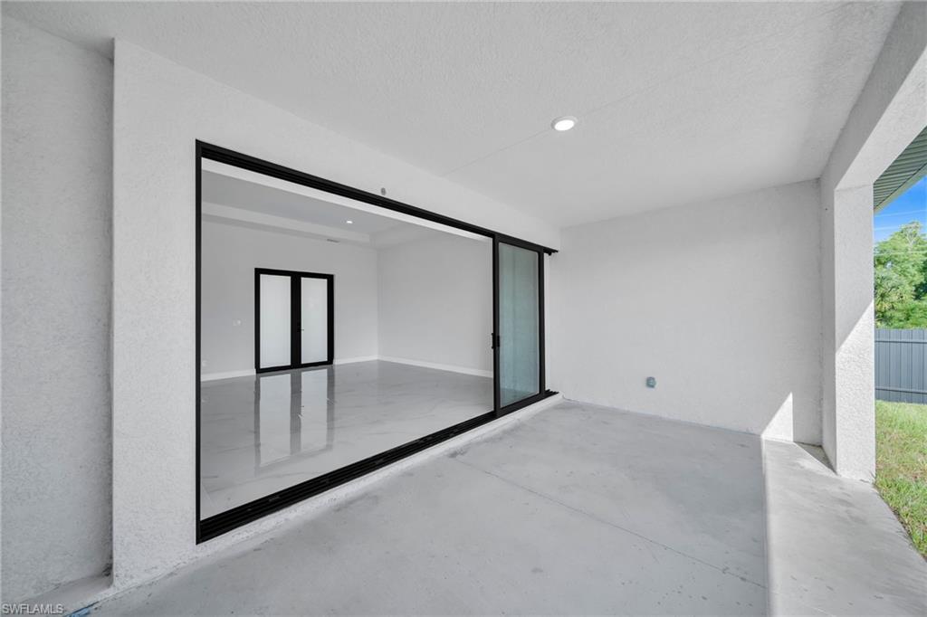 CAPE CORAL - Residential Lease