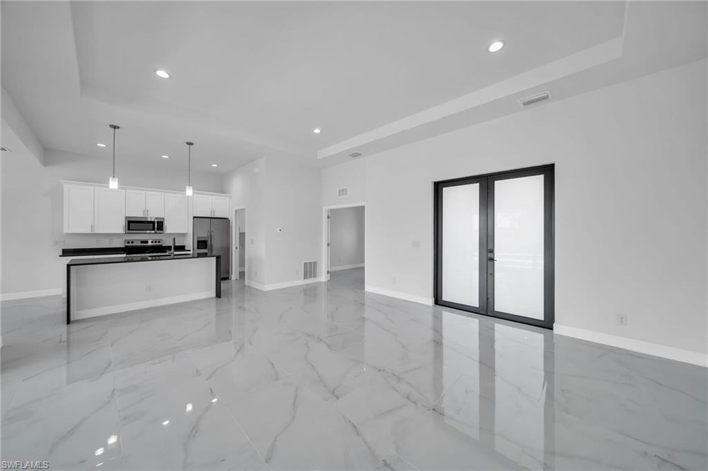 CAPE CORAL - Residential Lease