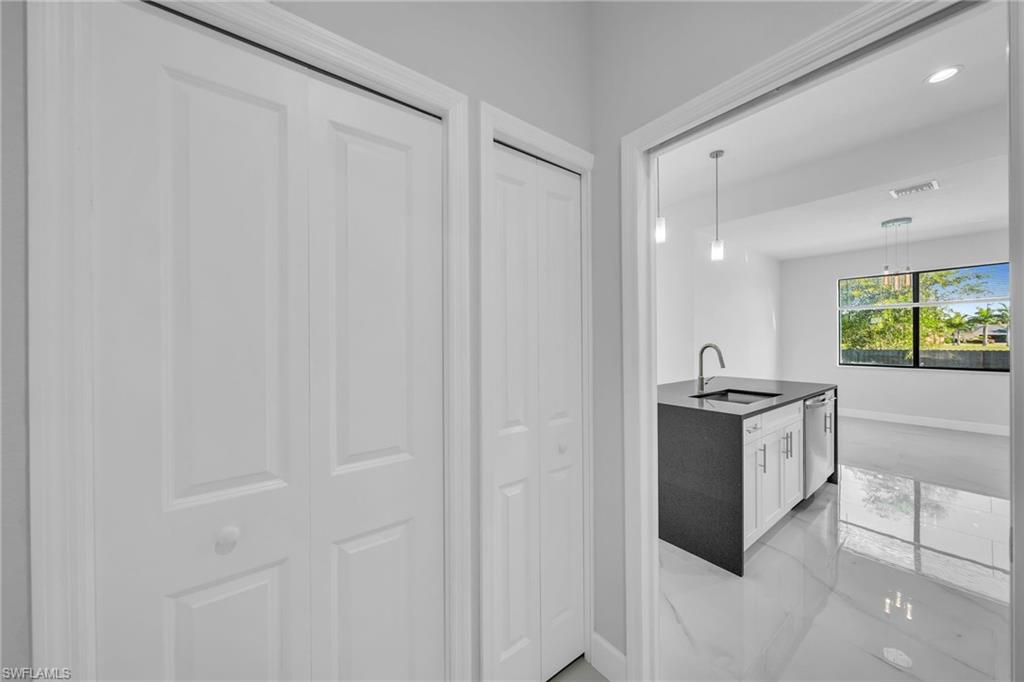 CAPE CORAL - Residential Lease