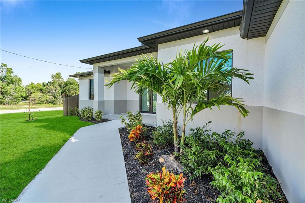 CAPE CORAL - Residential Lease