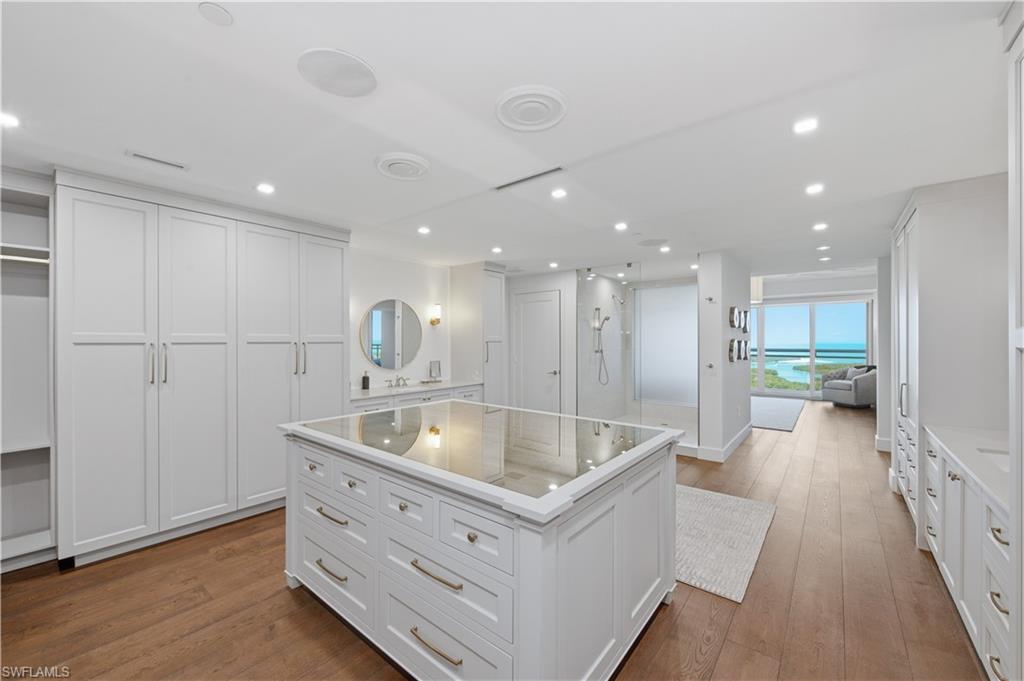 KALEA BAY TOWER 100 - Residential