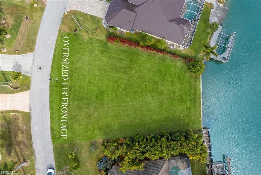 CAPE CORAL - Land