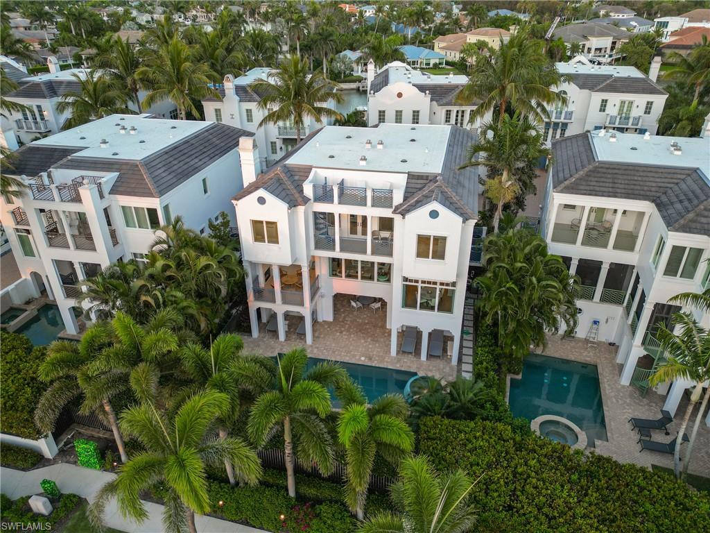 NAPLES CASAMORE - Residential