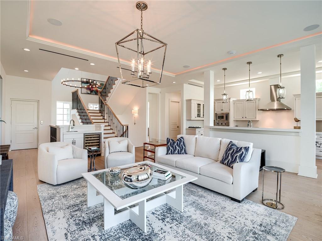 NAPLES CASAMORE - Residential