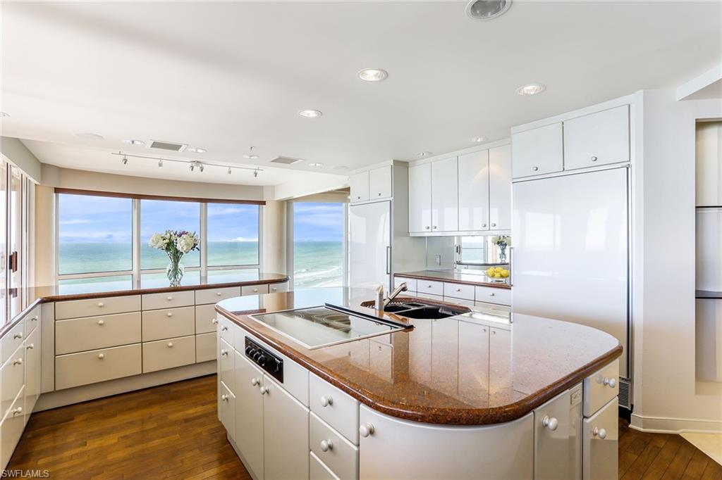 ENCLAVE AT PARK SHORE - Residential