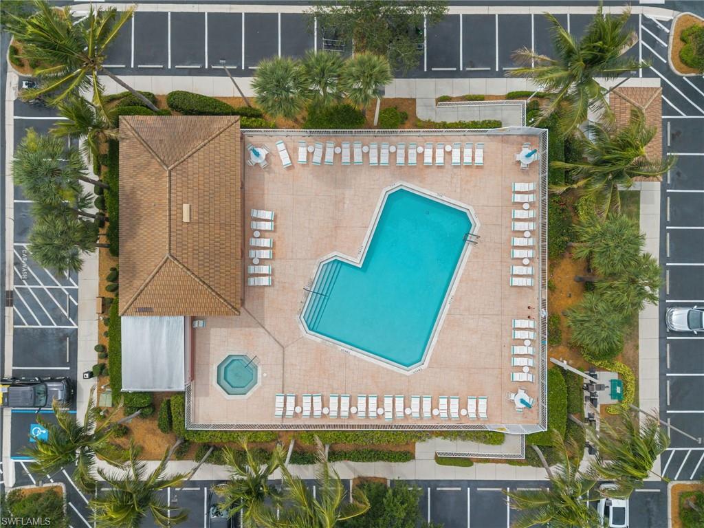 ROYAL POINTE - Residential