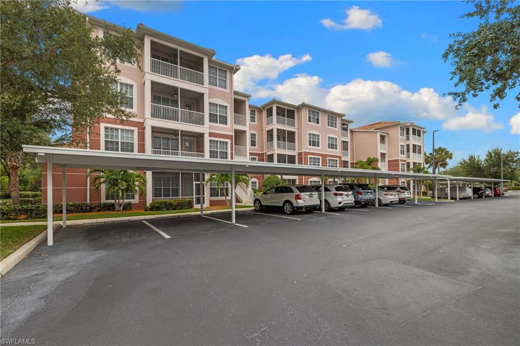 ROYAL POINTE - Residential