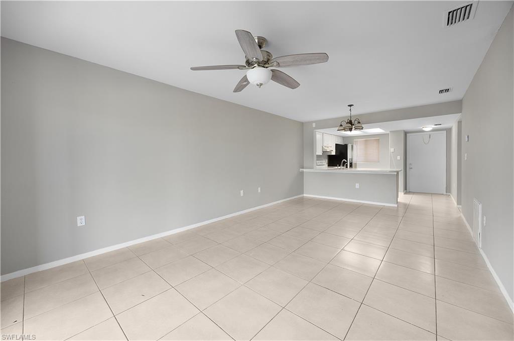EVANSTON PARK CONDO - Residential