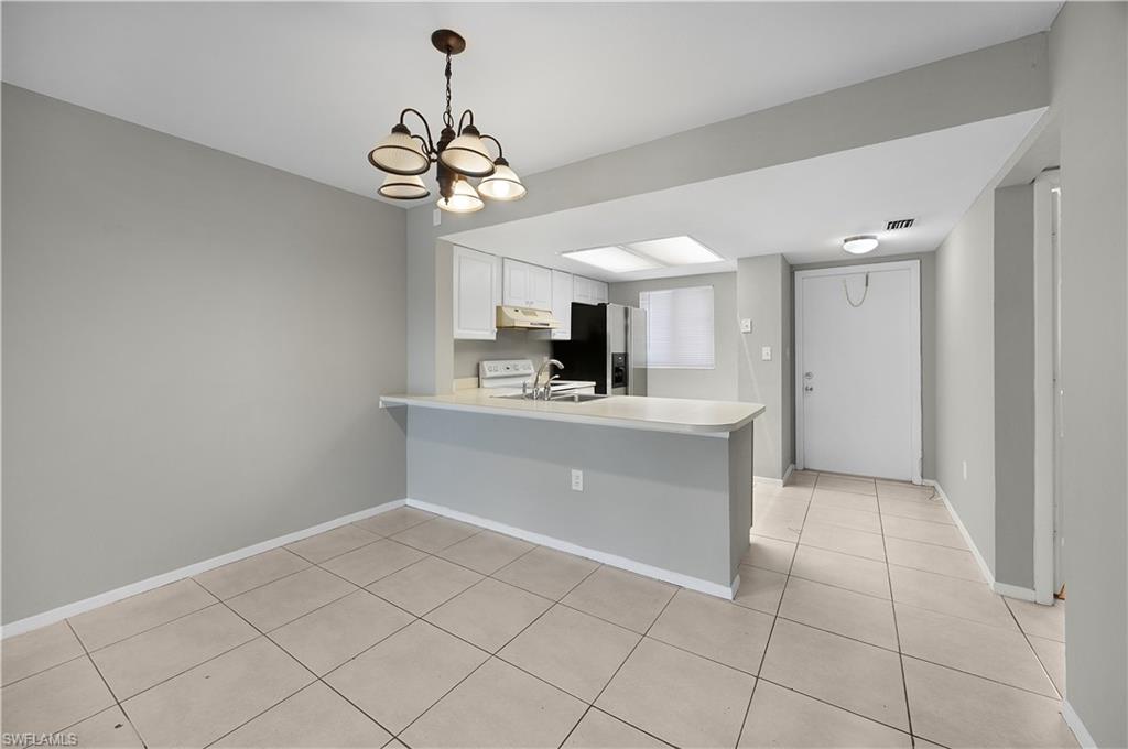 EVANSTON PARK CONDO - Residential