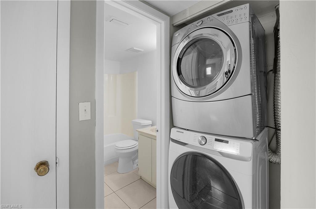EVANSTON PARK CONDO - Residential