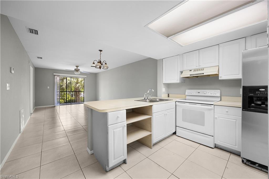 EVANSTON PARK CONDO - Residential