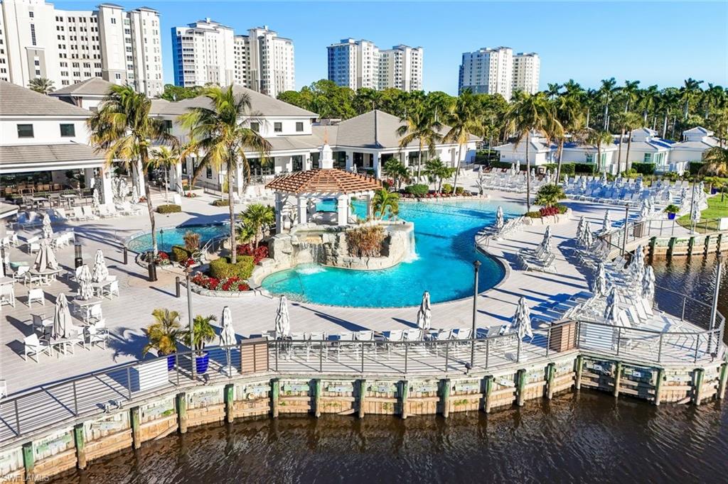GRANDE PHOENICIAN - Residential