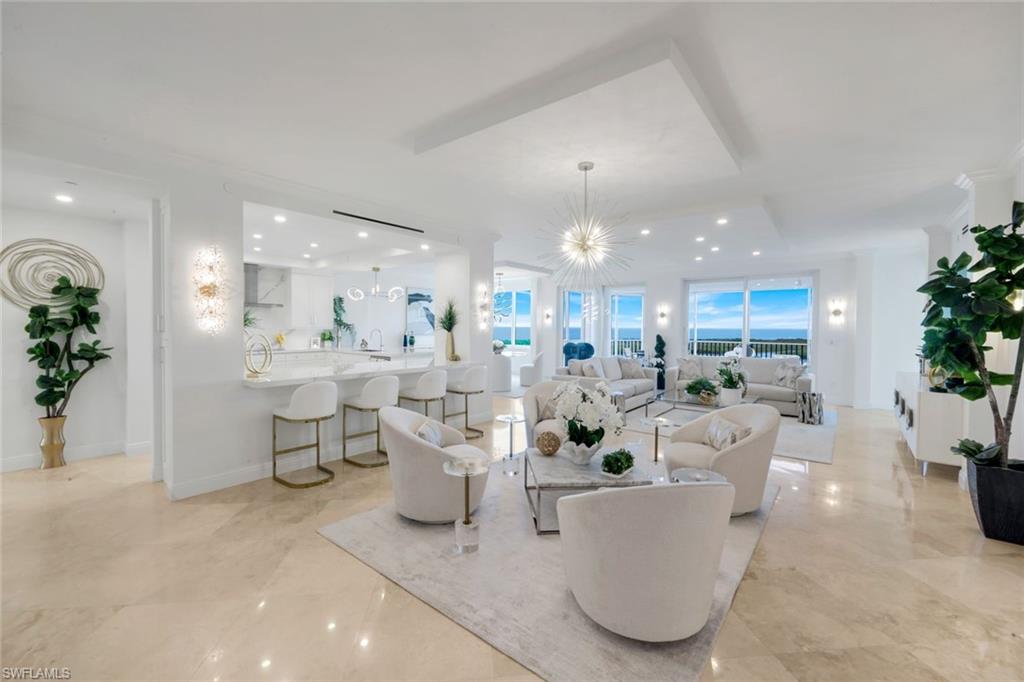 GRANDE PHOENICIAN - Residential