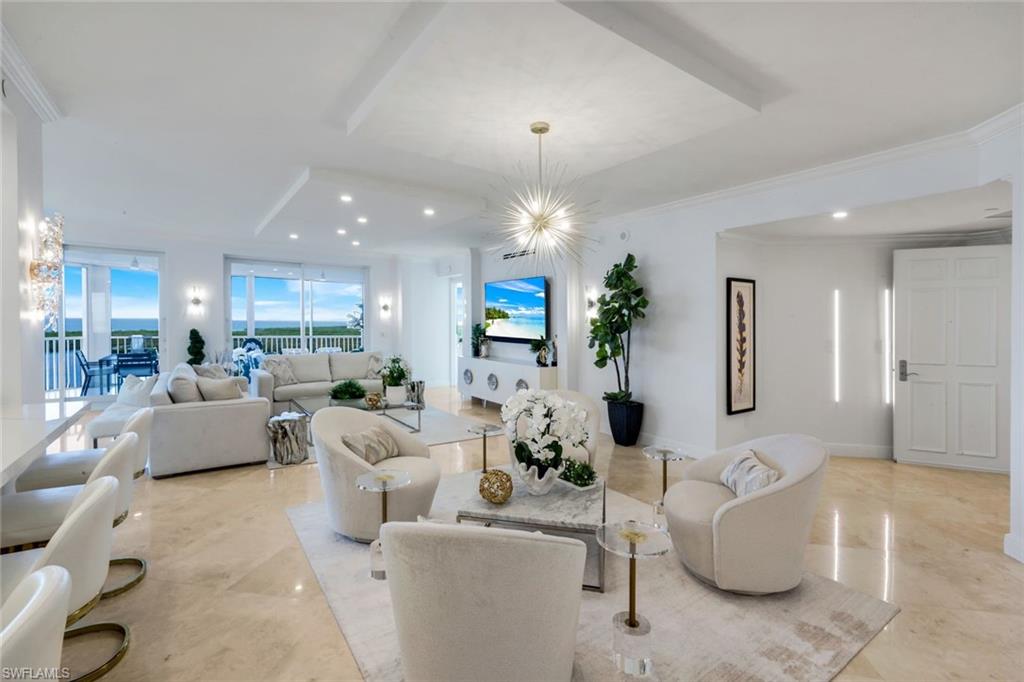GRANDE PHOENICIAN - Residential