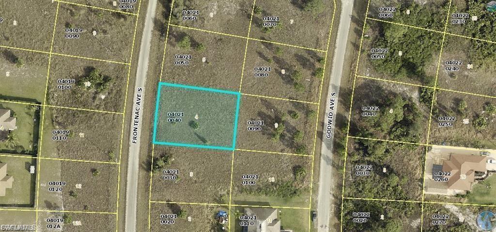 LEHIGH ACRES - Land
