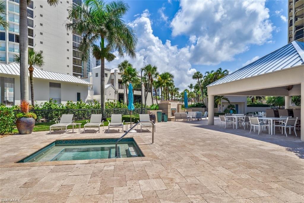 ESPLANADE CLUB - Residential