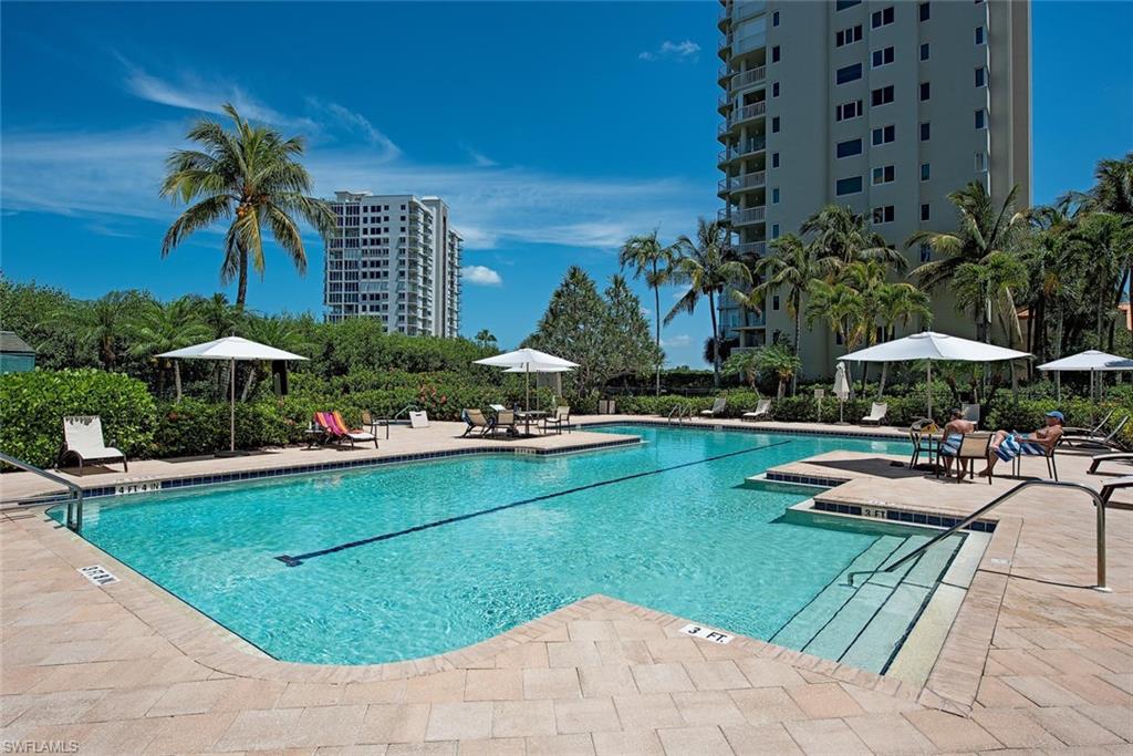 CLUB AT NAPLES CAY - Residential