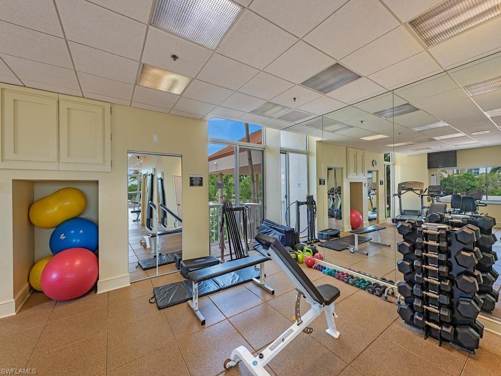 CLUB AT NAPLES CAY - Residential