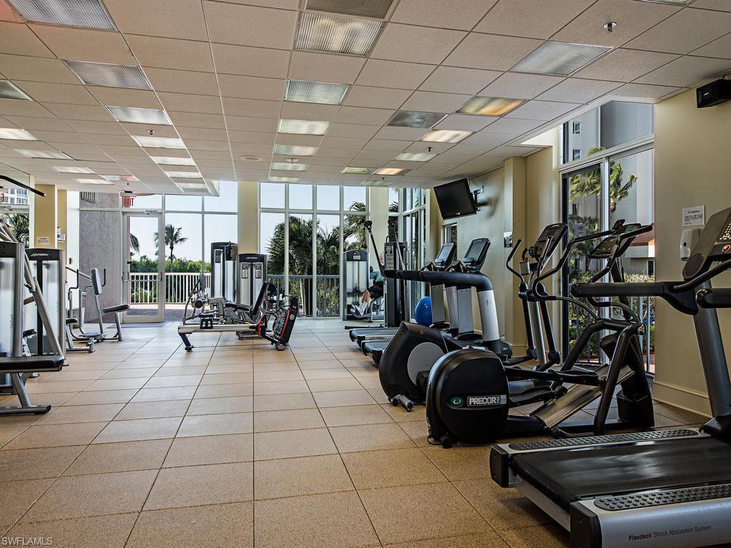 CLUB AT NAPLES CAY - Residential
