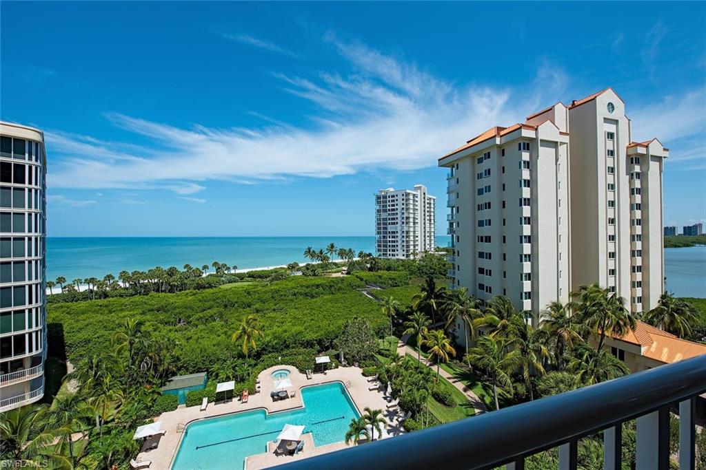 CLUB AT NAPLES CAY - Residential