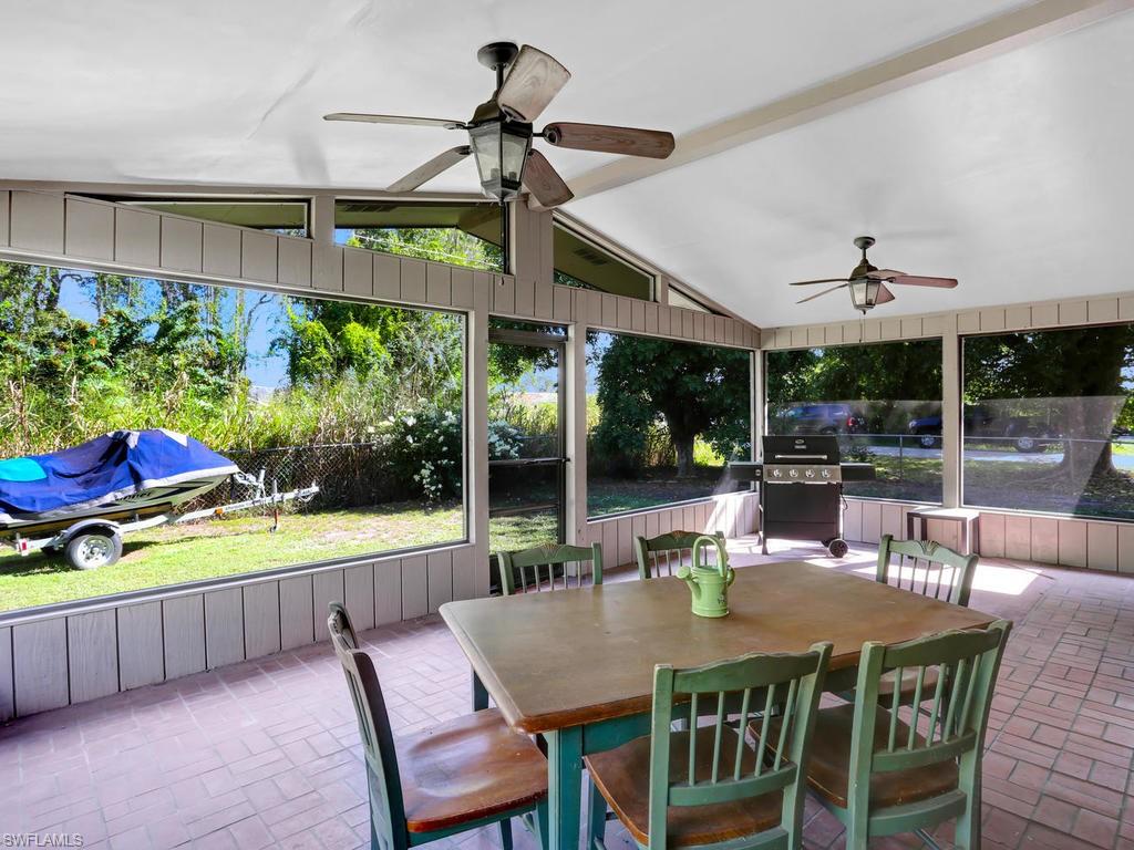 SAN CARLOS PARK - Residential