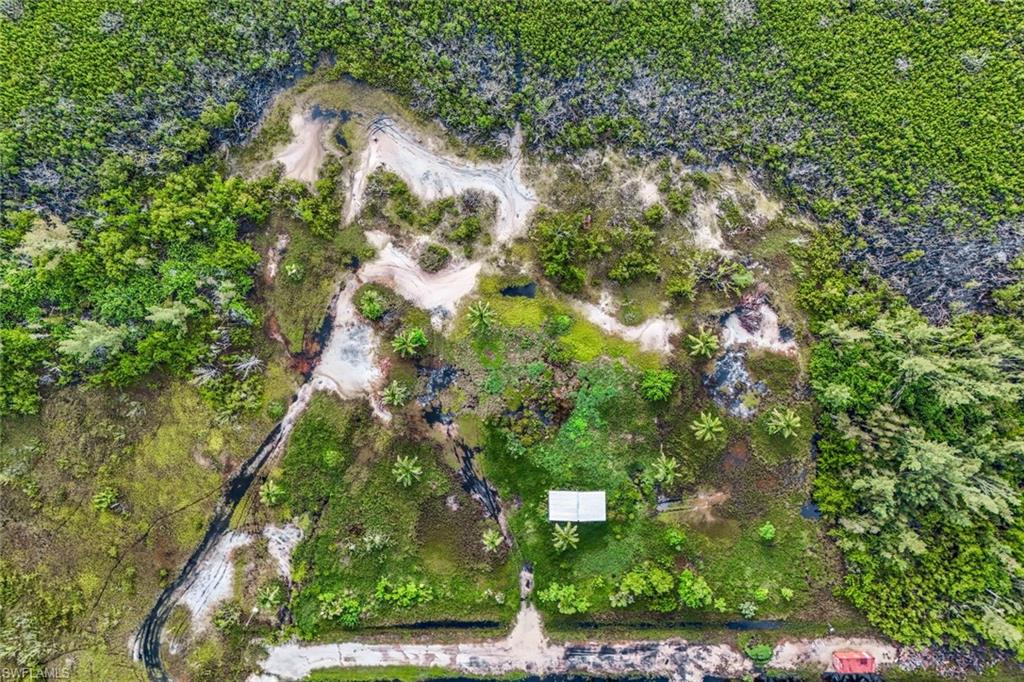 ACREAGE - Land