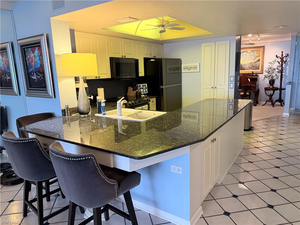 NORTH SHORE PLACE - Residential Lease