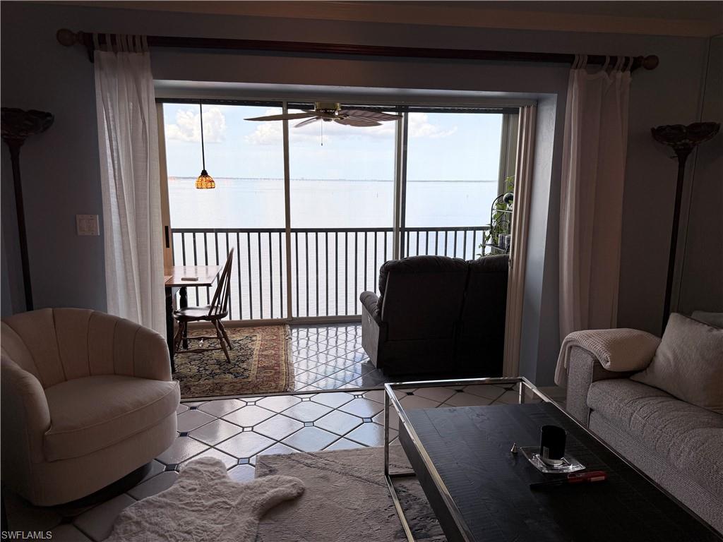 NORTH SHORE PLACE - Residential Lease