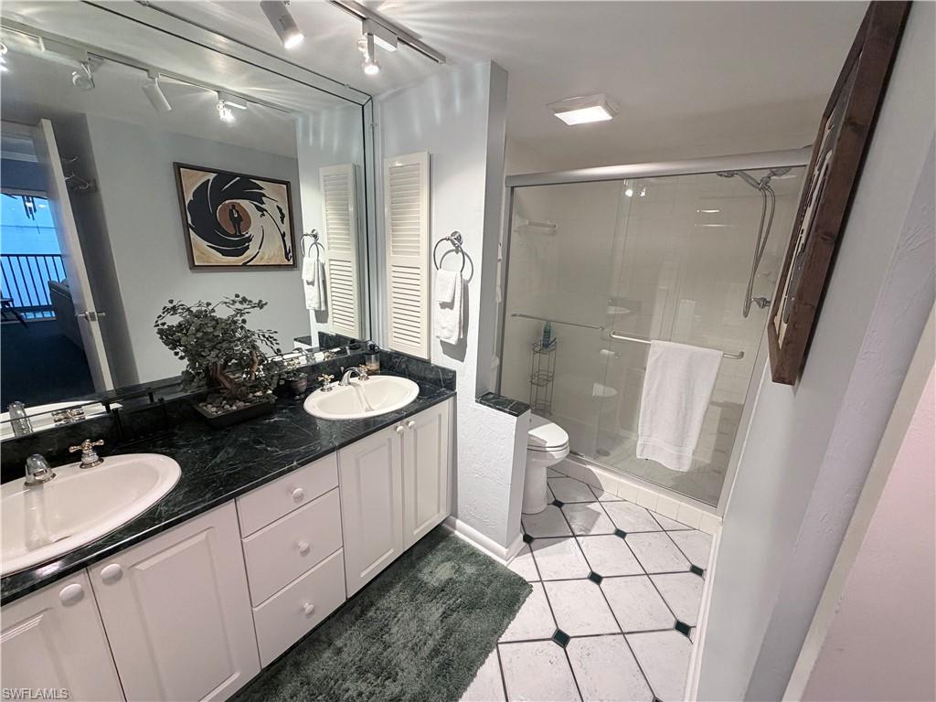NORTH SHORE PLACE - Residential Lease
