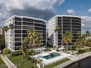 NORTH SHORE PLACE - Residential Lease