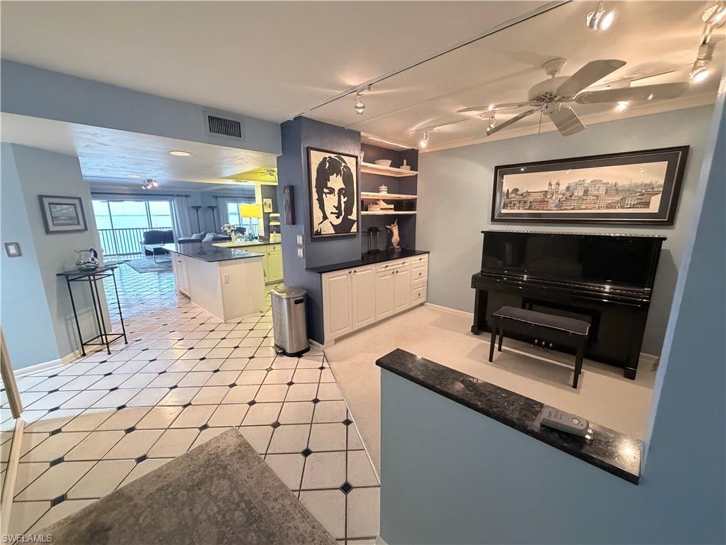 NORTH SHORE PLACE - Residential Lease