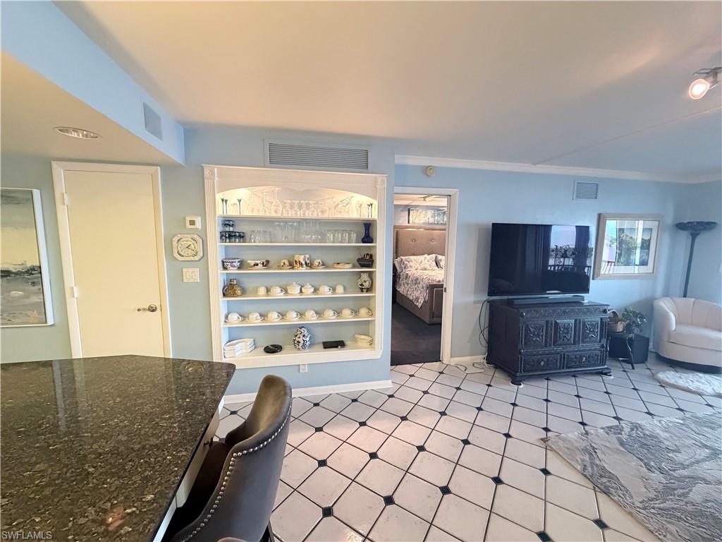 NORTH SHORE PLACE - Residential Lease