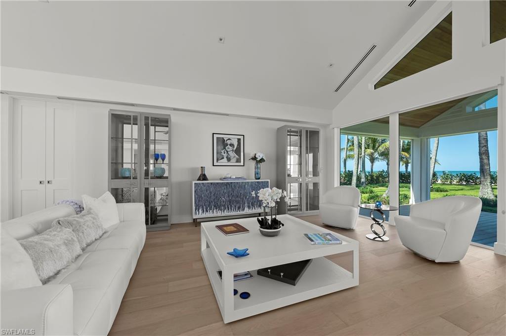 OLDE NAPLES - Residential