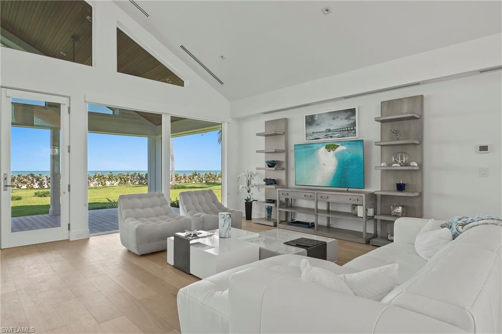 OLDE NAPLES - Residential