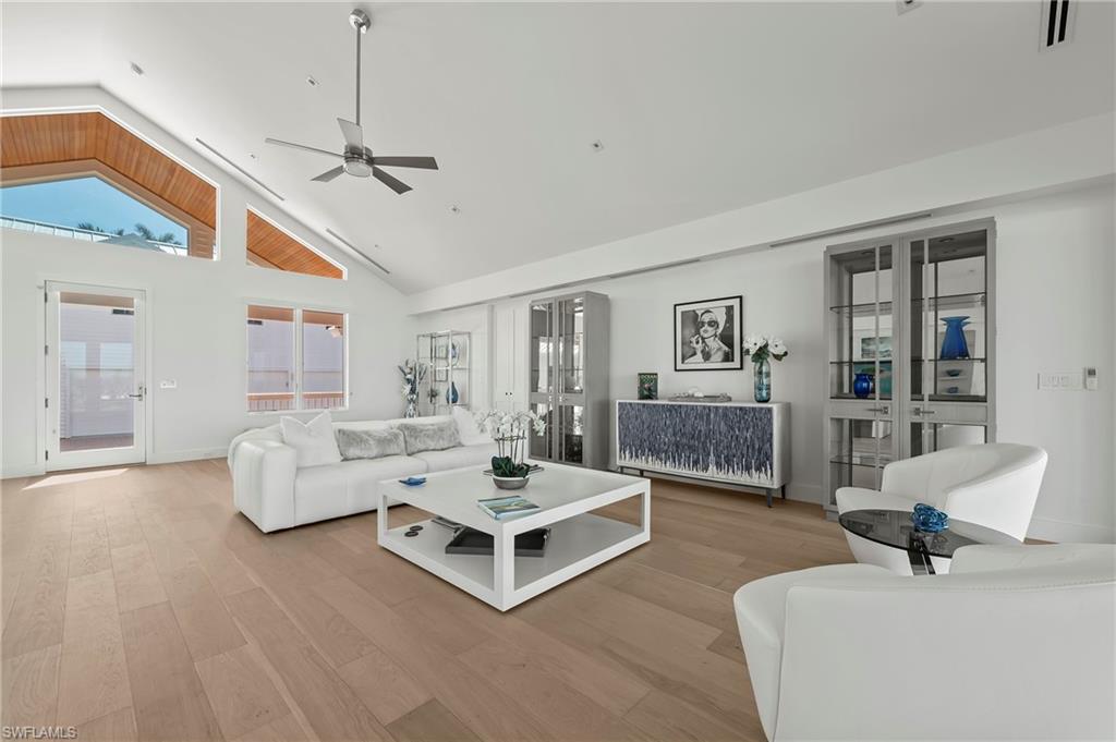 OLDE NAPLES - Residential