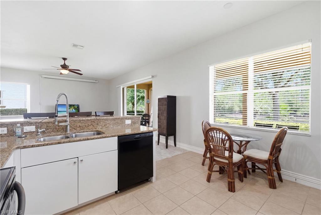 CORAL LAKES - Residential