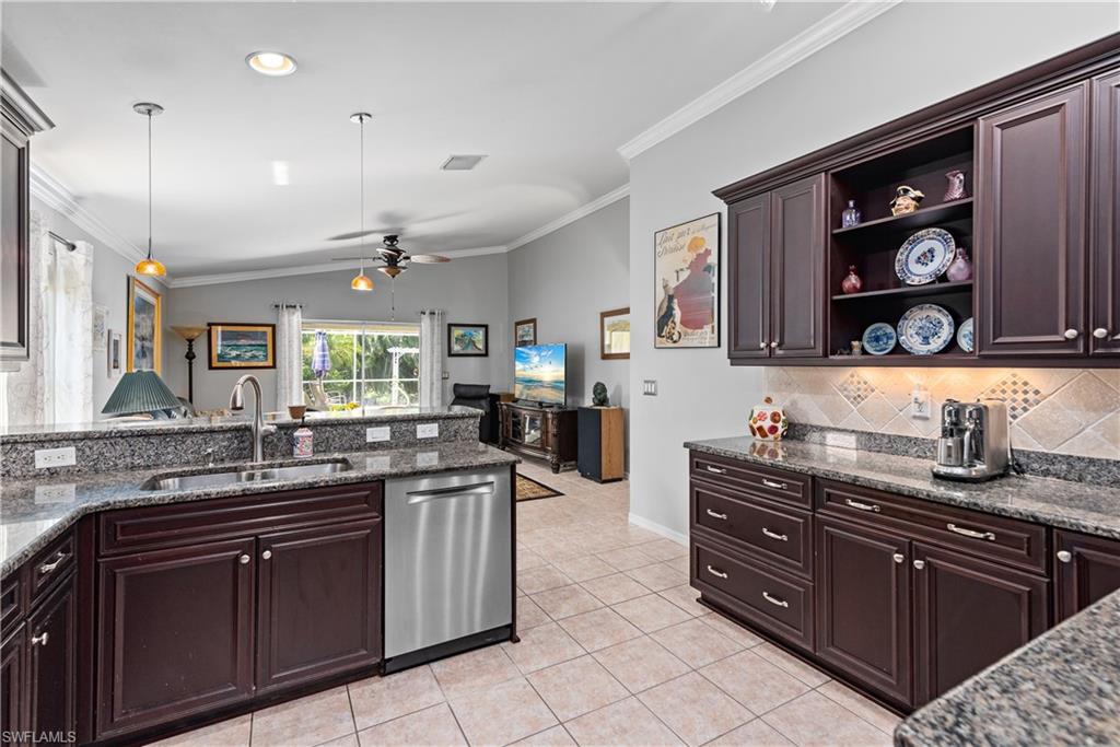CEDAR CREEK - Residential