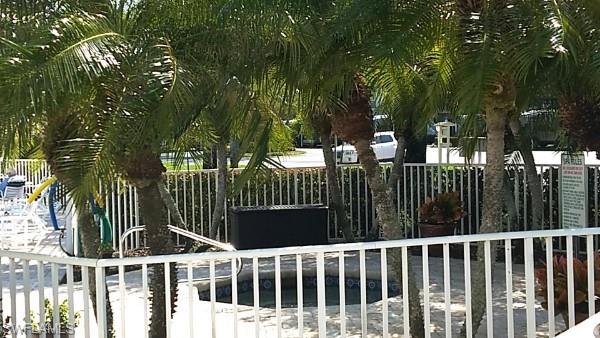BERMUDA GARDENS - Residential