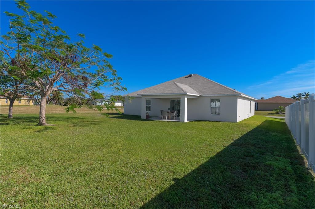 CAPE CORAL - Residential