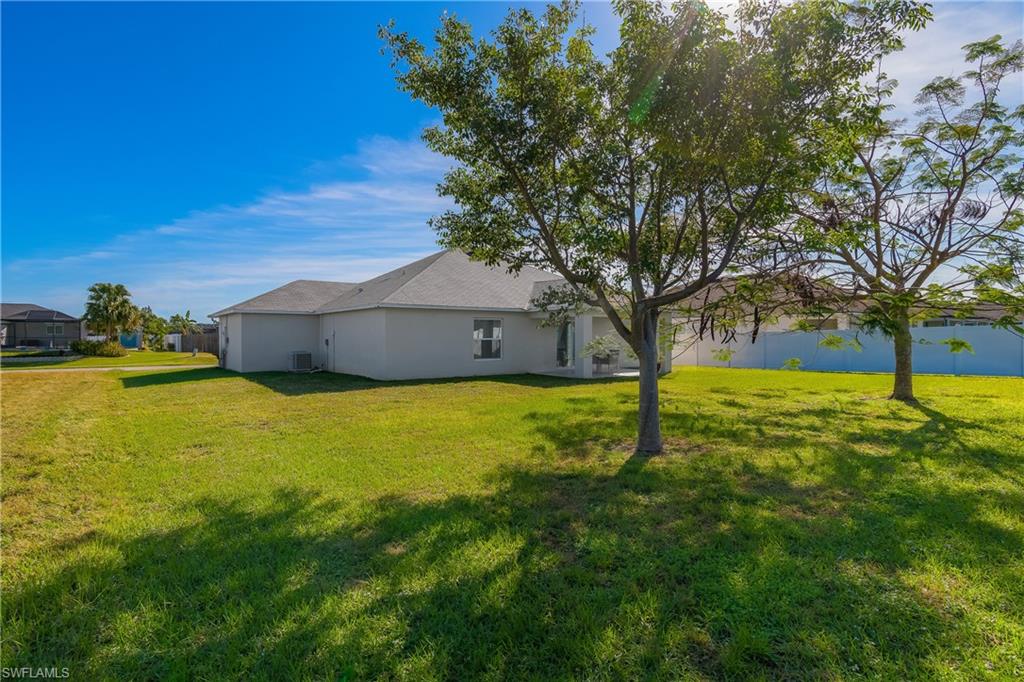 CAPE CORAL - Residential