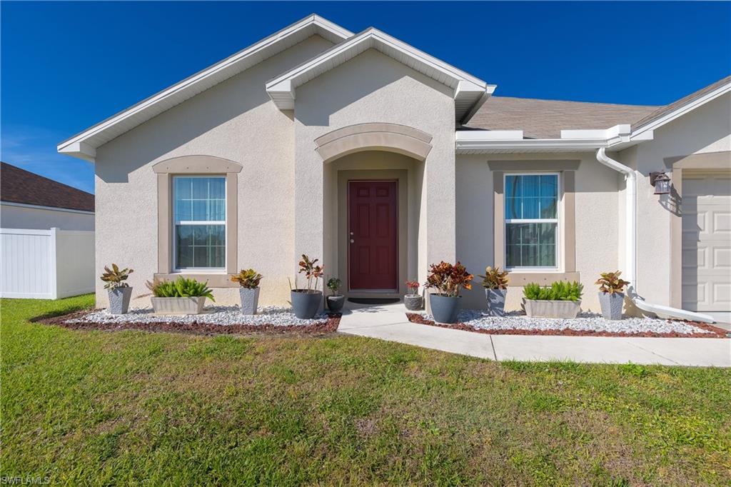 CAPE CORAL - Residential