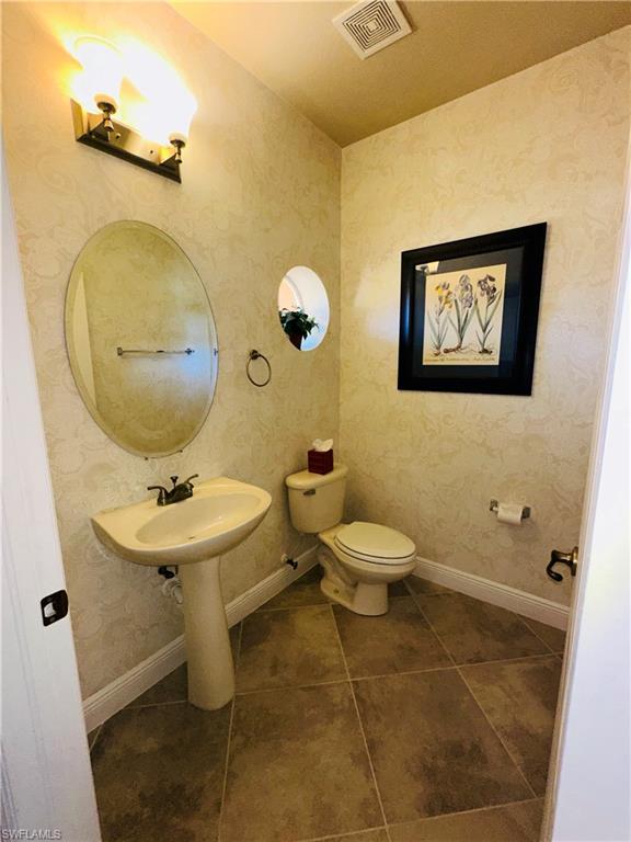 BELLA VIDA - Residential Lease