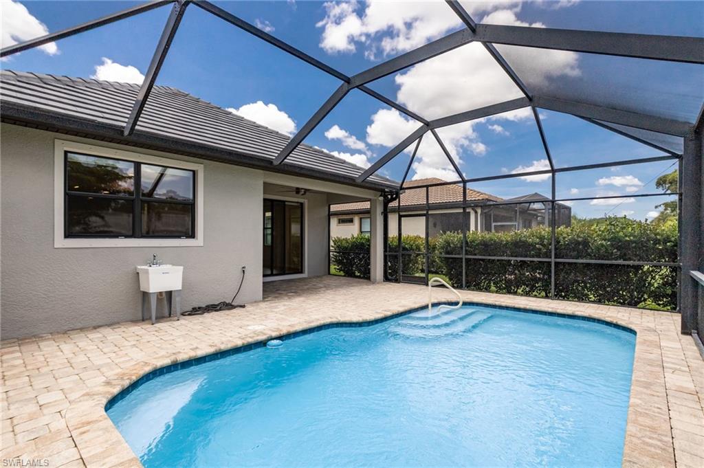 CORKSCREW SHORES - Residential
