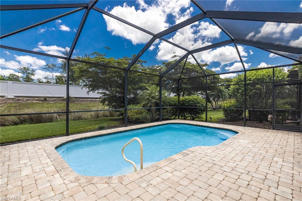 CORKSCREW SHORES - Residential