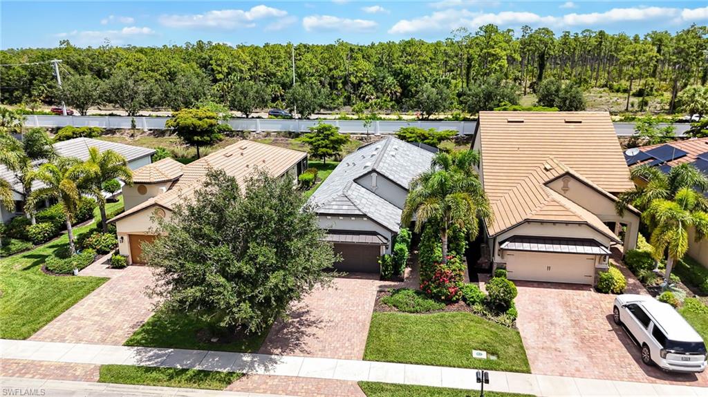 CORKSCREW SHORES - Residential