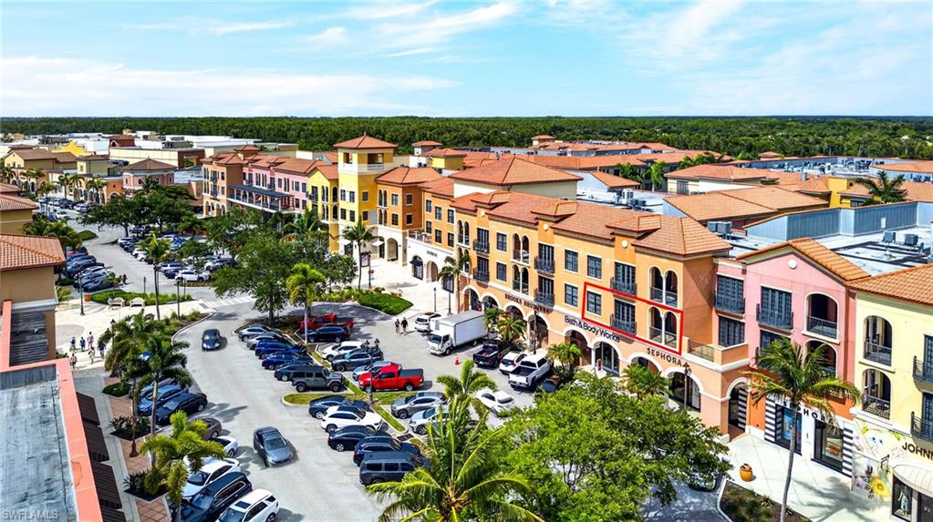 THE RESIDENCES AT COCONUT POINT - Residential