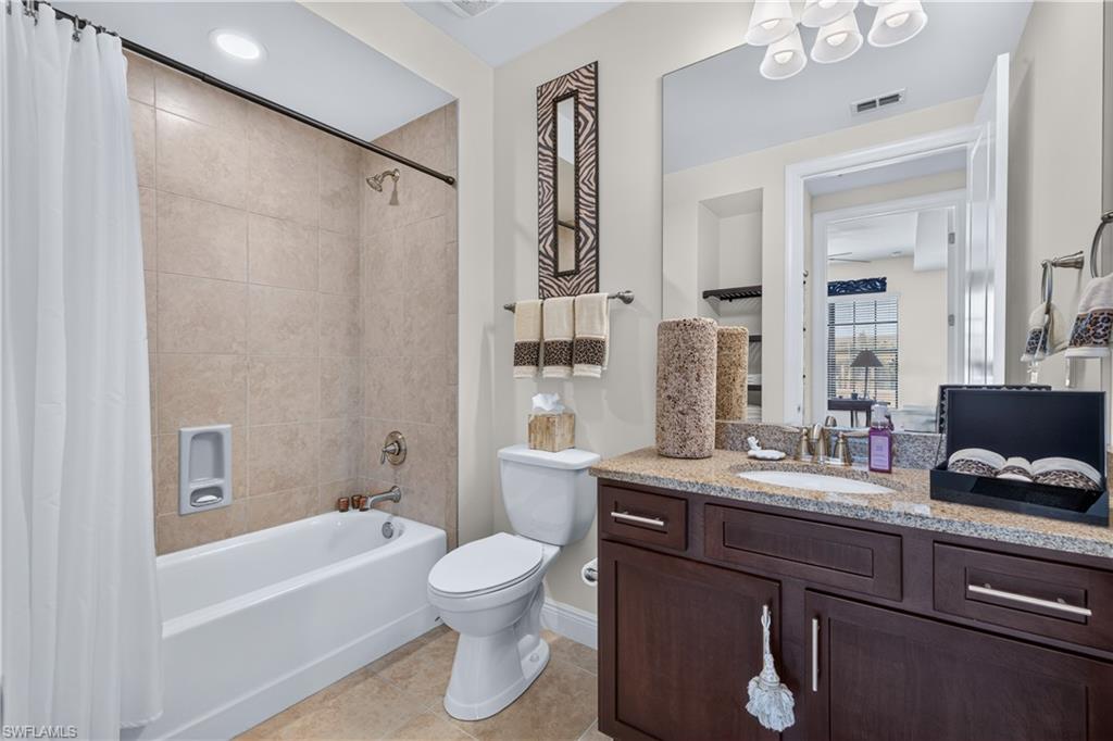 THE RESIDENCES AT COCONUT POINT - Residential