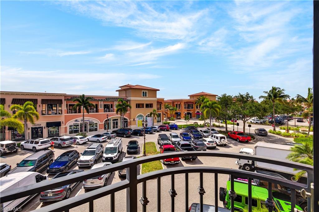 THE RESIDENCES AT COCONUT POINT - Residential