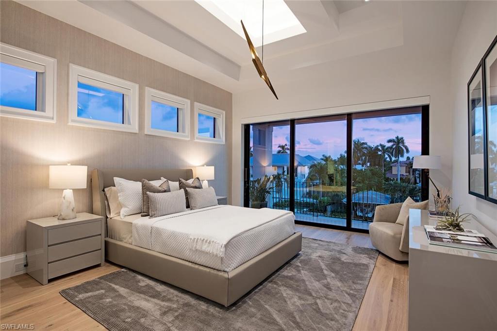 AQUALANE SHORES - Residential