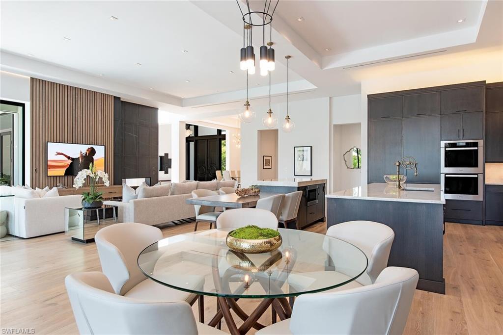 AQUALANE SHORES - Residential